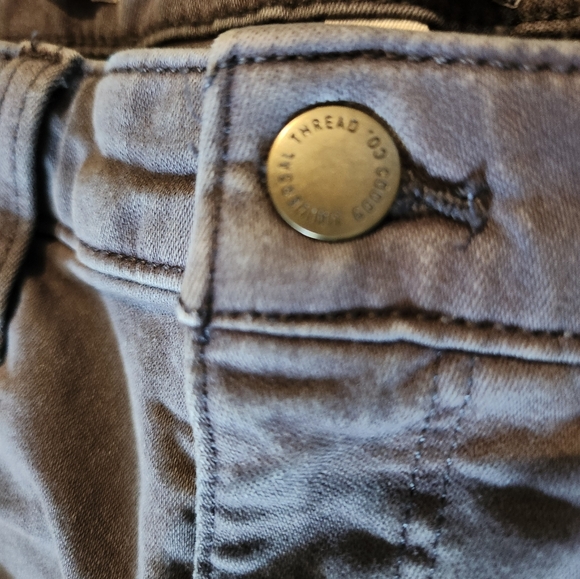 Size 6 Universal Thread High Rise Skinny Grey Jeans - Picture 5 of 10